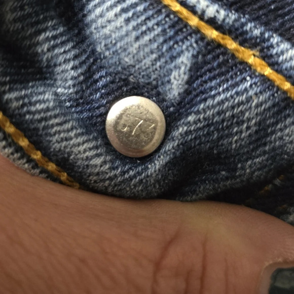 Vintage '96 Levi’s 561 Loose Fit Straight Leg Jeans, Medium Wash, Sz 12 w/ Flaws - Picture 12 of 13